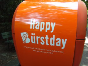 Ah, it's a cleaning car.And this on a Sunday!