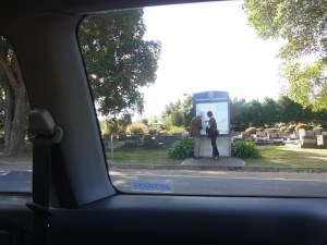 From the car I watch Peter and Caroline how they try to find out the right way to the chapel.