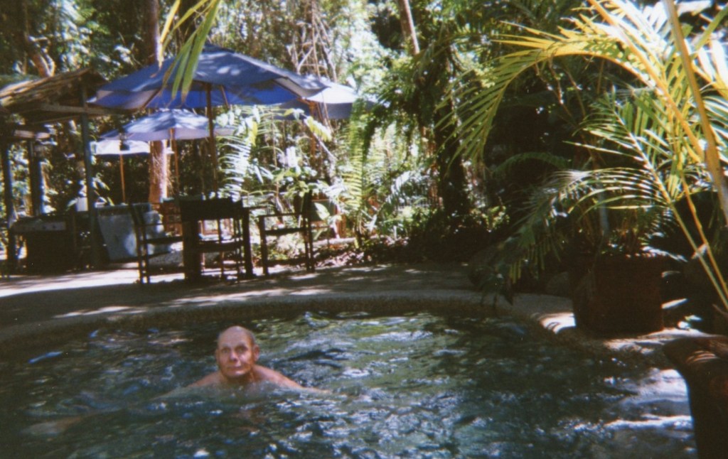Where we had a lunch break Peter found a lovely little pool to refresh himself.