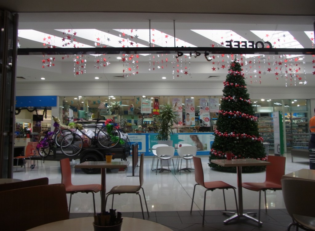 Early morning in the guru cafe.